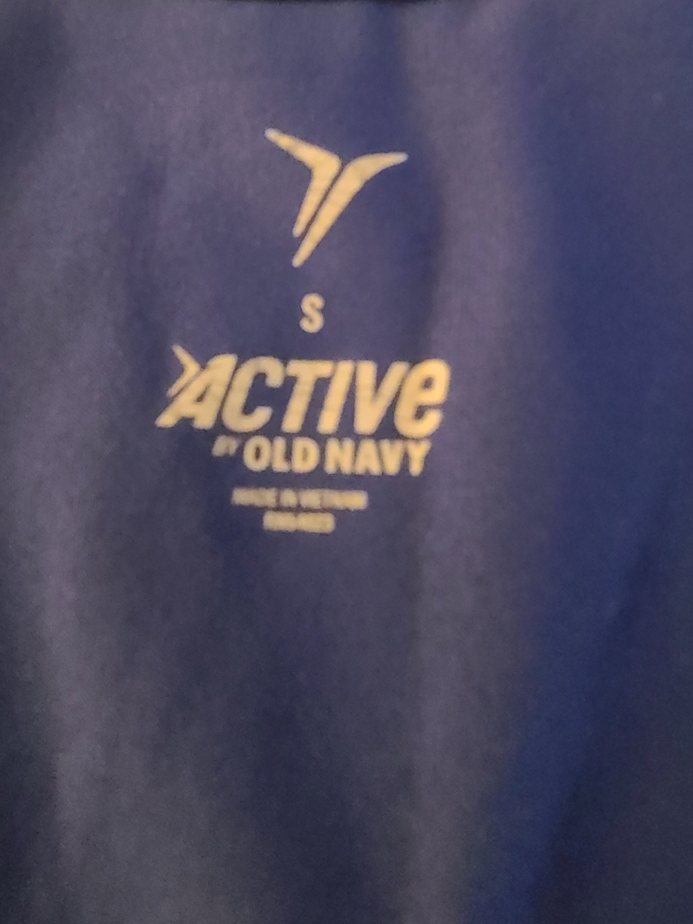 Old Navy Active Racerback Tank Top Bundle 3-Pack Size Small 💌 Open to Offers - Picture 5 of 12